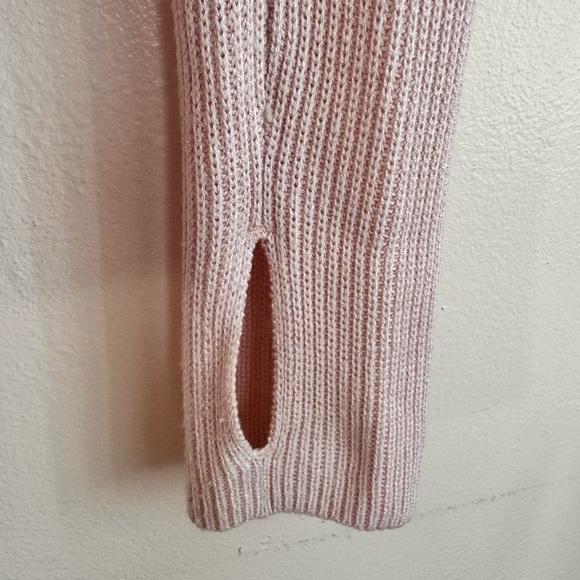 Lululemon Time To Restore Cashmere Knit Sweater Thumbholes - Misty Pink Size 8 - Picture 11 of 16